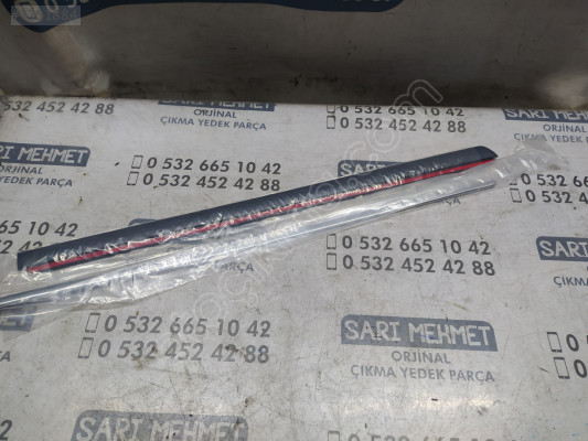 SIFIR YAN SANAYİ VW PASSAT B5.5 SAĞ ARKA KAPI BANDI ÇITASI