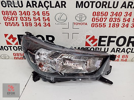 TOYOTA HİLUX SIFIR SAĞ FAR 21-23