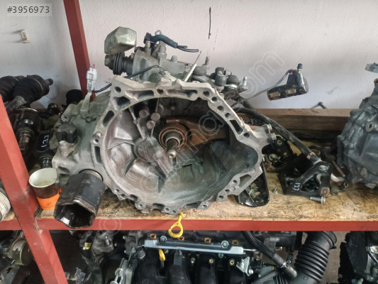 TOYOTA COROLLA 1,4 1,6 ŞANZIMAN CIKMA ORJİNAL