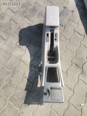 NİSSAN PRİMERA P11 ORTA KONSOL HOL DAYAMA ORİJİNAL ÇIKMA