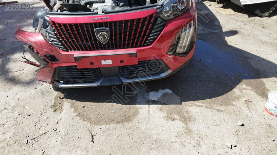 Peugeot 2008 sol ön LED sis farı 2024