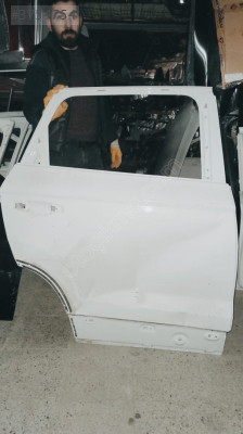 SKODA KODİAQ SAĞ ARKA KAPI