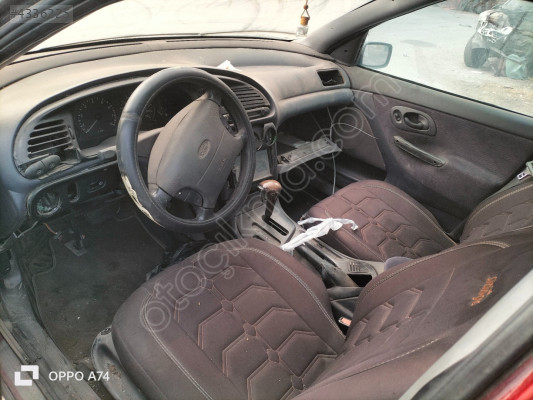 Ford Mondeo torpido göğüslük