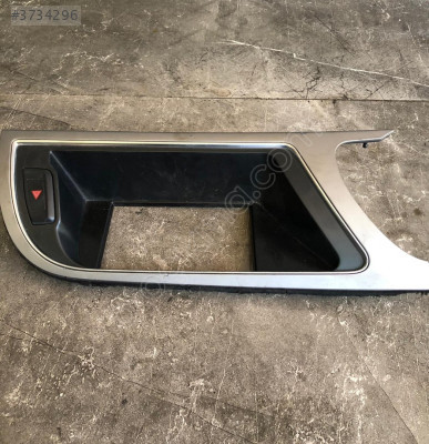 AUDI A5 EKRAN ÇERÇEVESİ EGE OTOMOTİV