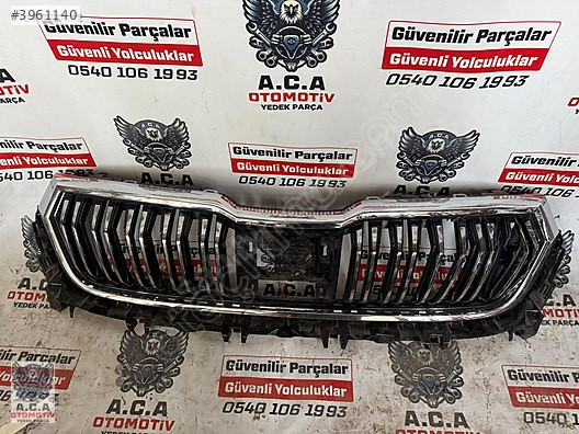 SKODA KODİAQ ÇIKMA ORJİNAL ÖN PANJUR 23-24