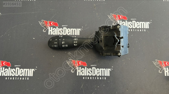 DACİA LOGGY SANDERO SİNYAL KOLU E10646793