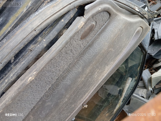 Mazda 626 sol kapı döşemesi arka
