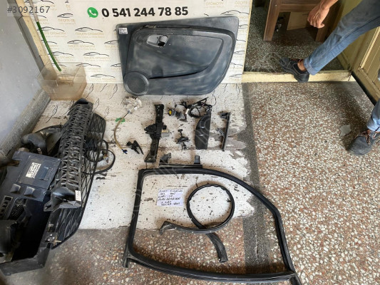 FİAT FİORİNO SAĞ ÖN KAPI İÇ AYNA PLASTİĞİ 2008-2024 MODEL
