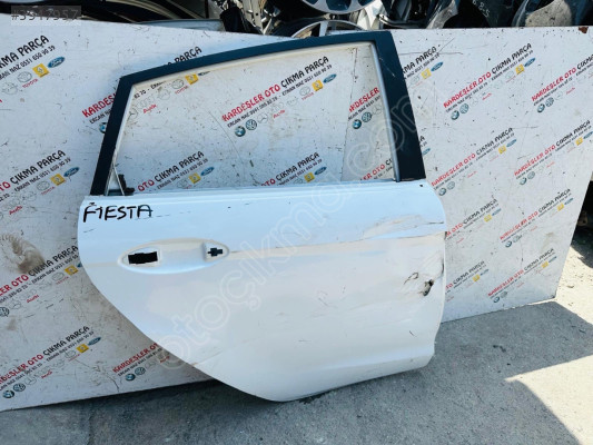 Ford Fiesta sağ arka kapı (hasarlı parça) orjinal çıkma)