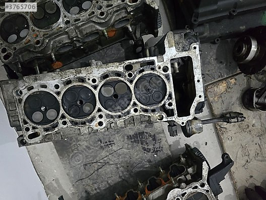 nissan Primera sr20 silindir kapağı