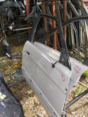 BMW E34 520 sağ ön kapı