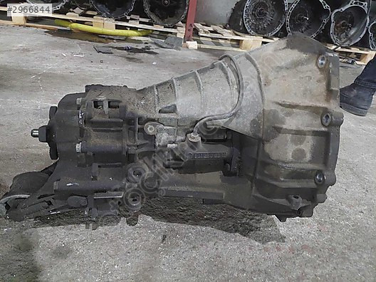 MERCEDES W202 C180-C200 ORJ. 5 İLERİ MANUEL ŞANZIMAN SORUNSUZ
