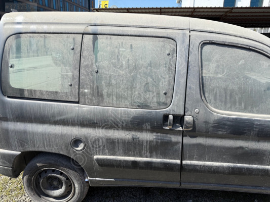 PEUGEOT PARTNER SAĞ SÜRGÜLÜ KAPI
