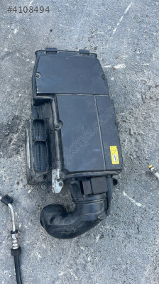 MERCEDES W204 HAVA FİLTRE KUTUSU OTO FEDAİ