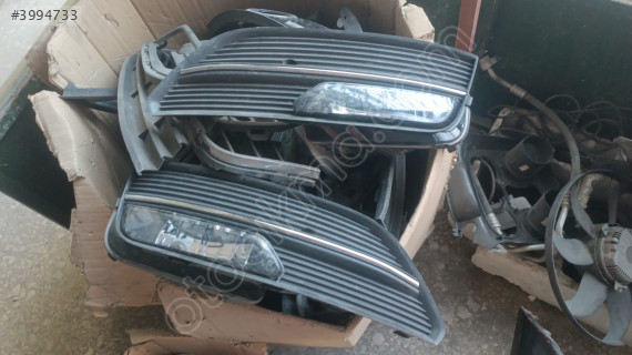 Audi A3 sis ve çerçeveleri çıkma