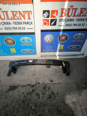 Kia Sportage ön tampon demiri orijinal çıkma