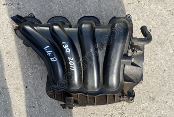 hyundai i30 2011 1.4 emme manifoldu (son fiyat)