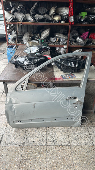 RENAULT MEGANE 1 SOL ÖN KAPI ORJİNAL EYUPCAN OTO’DA