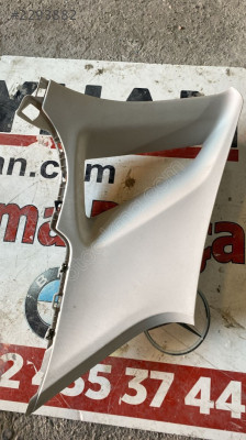 2G4867288A vw polo 2018 arka sağ direk kaplaması