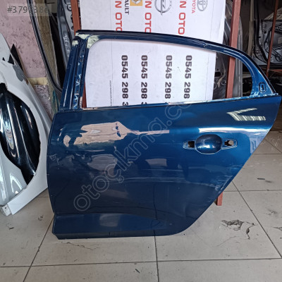 Renault megane 4 sol arka kapı çıkma orjinal çok temiz