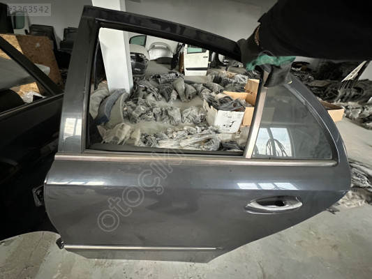 MERCEDES W211 E SERİSİ ORJİNAL HATASIZ DOLU SOL ARKA KAPI N2