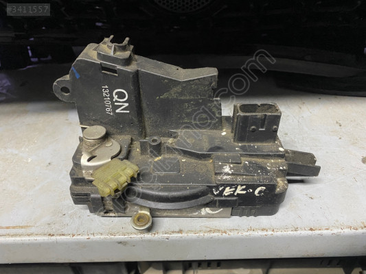 OPEL VECTRA C SOL ÖN KAPI KİLİDİ ÇIKMA 13210767 CANCAN OPEL