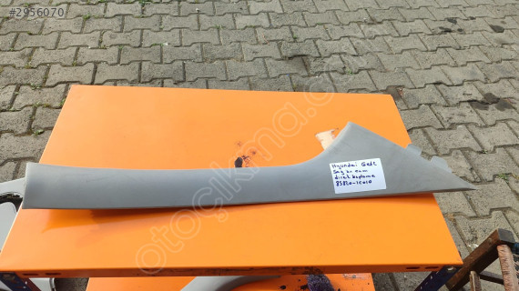 Hyundai Getz  çıkma sağ ön cam direk kaplaması 85820-1C010