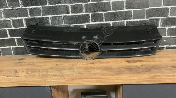 6R0853653 orjinal hatasız 2012-2018 vw polo ön panjur
