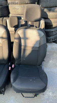 RENAULT KANGOO 4 ÖN KOLTUK ÇIKMA