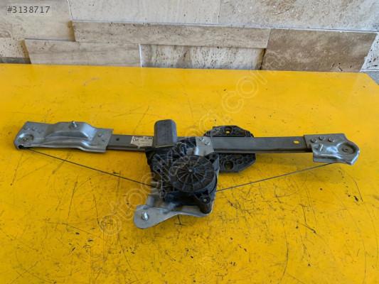 RENAULT SCENIC SOL CAM KRİKOSU 8201010937