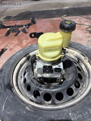 2016 Renault Symbol Direksiyon Pompası