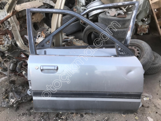 Mazda 323 Sağ Ön Kapı Sedan 1990-1995