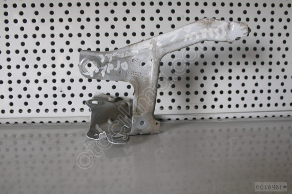 BMW 5 SERİSİ G30 SAĞ ÇAMURLUK BRAKETİ 734961718