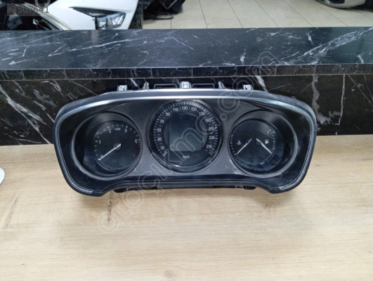 RENAULT MEGANE 4 GÖSTERGE SAATİ