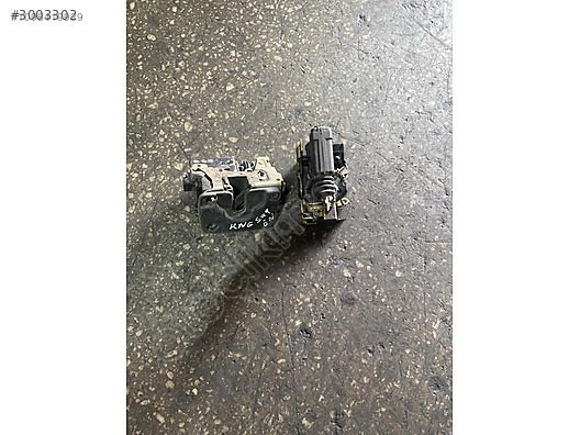 Renault Kangoo sağ sol ön kapı kilidi çıkma orijinal