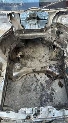 MERCEDES W124 MOTOR TRAVESTİ