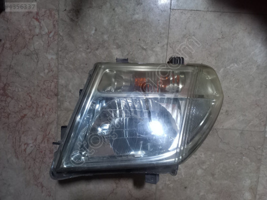 Nissan  Navara Sol Ön Far