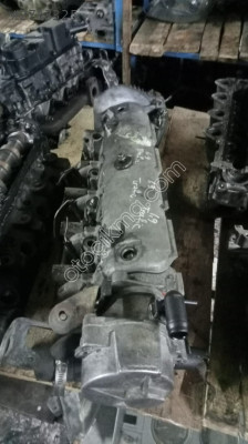 Renault trafik 1.9 silindir kapak yedek parça
