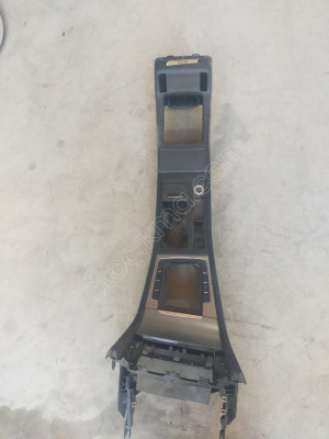 GOLF 7 ORTA KONSOL 5G1863241BL