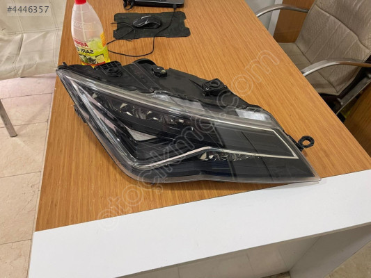 SEAT LEON SAĞ SOL ÖN FAR 2015-2020