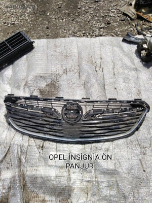 OPEL İNSİGNİA ORJİNAL ÖN PANJUR AZ HASARLI 2017-2020