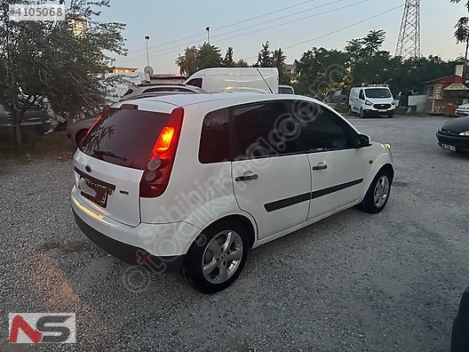 FORD FİESTA ARKA TAMPON VE FORD TÜM ÇIKMA PARÇALAR