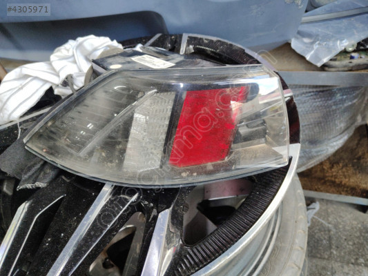 Peugeot 508 sol arka stop şeffaf