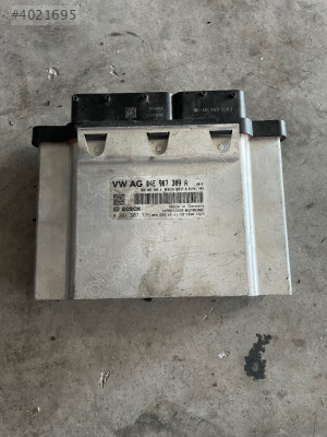 Volkswagen golf 7 motor beyni 04e907309A