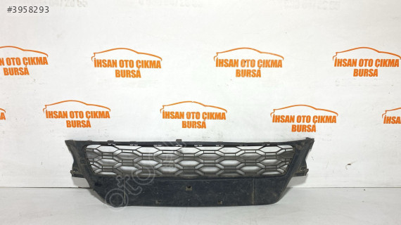 Sandero 2 Stepway Ön Tampon Panjuru Izgarası 16-20   622541081R