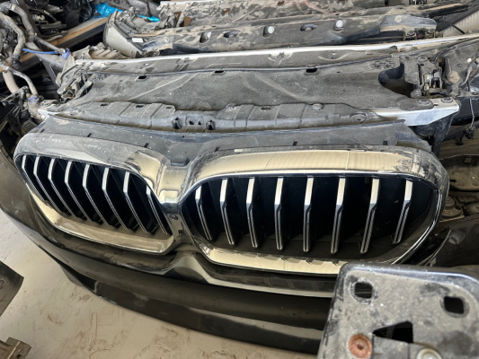 BMW G30 LCİ ÖN PANJUR ÇIKMA ORJİNAL