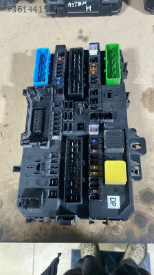 OPEL ASTRA H ARKA SİGORTA KUTUSU