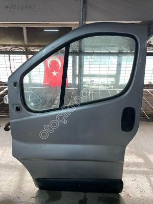 RENAULT TRAFİC SOL ÖN KAPI DOLU ORJİNAL EYUPCAN OTO'DA