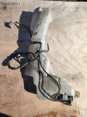 FORD FOCUS 2 CAÖ SİLECEK SUYU HAZNESİ