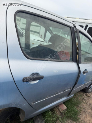 Peugeot 307 sağ arka kapı